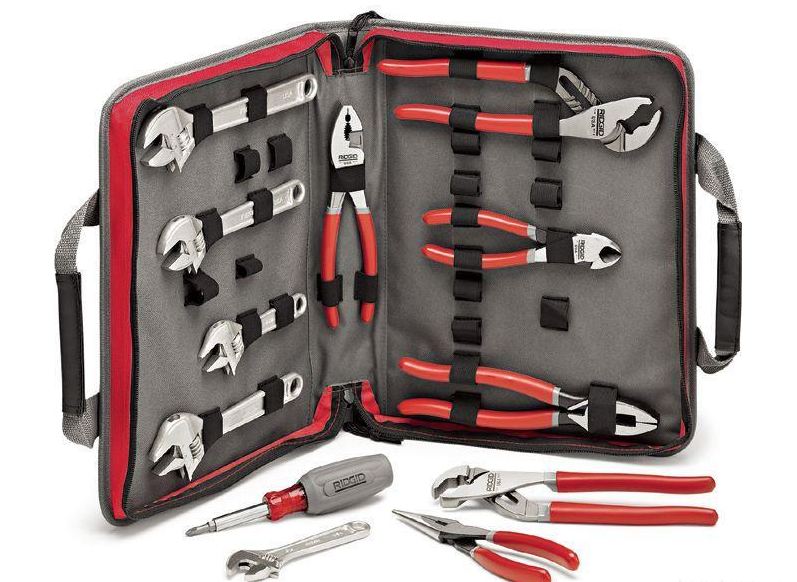 ручной инструмент для сантехнических работ