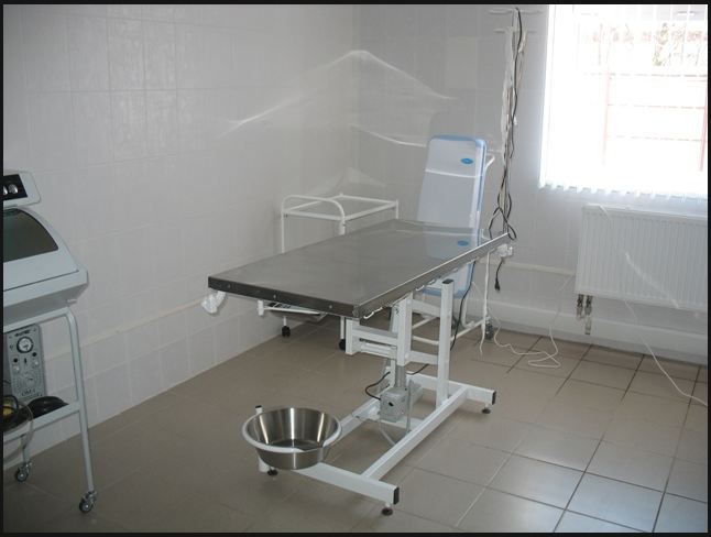 стол для осмотра животных